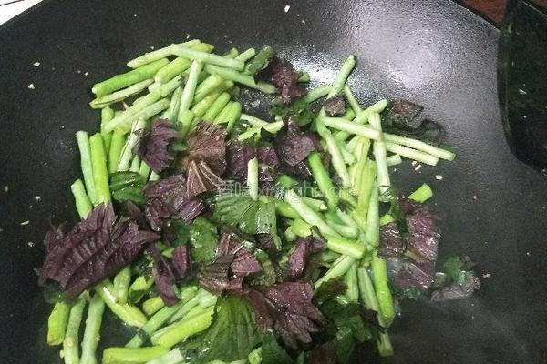 紫苏炒豆角的做法图解7