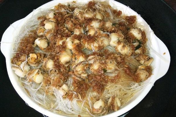 蒜蓉粉丝蒸扇贝的做法图解13