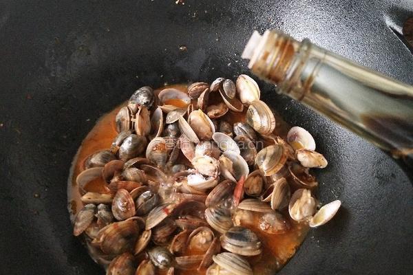 紫苏炒花甲的做法图解9