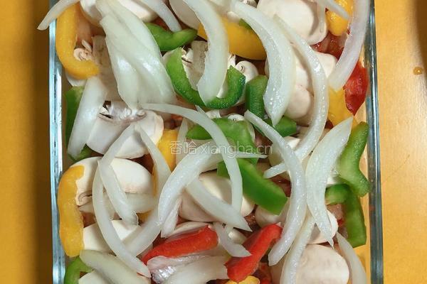 韩式鲜蔬牛肉肠焗饭的做法图解6