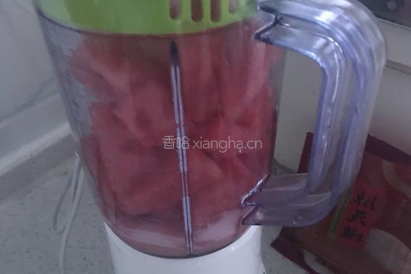 西瓜汁的做法图解2