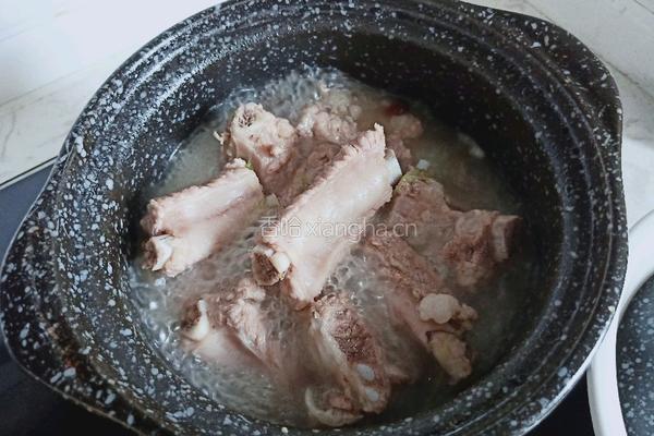 糖醋排骨的做法图解3