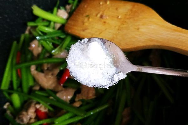 芹菜炒肉丝的做法图解19