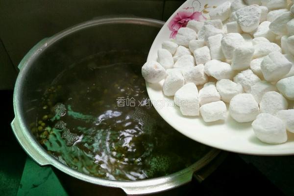 芋圆绿豆粥的做法图解5