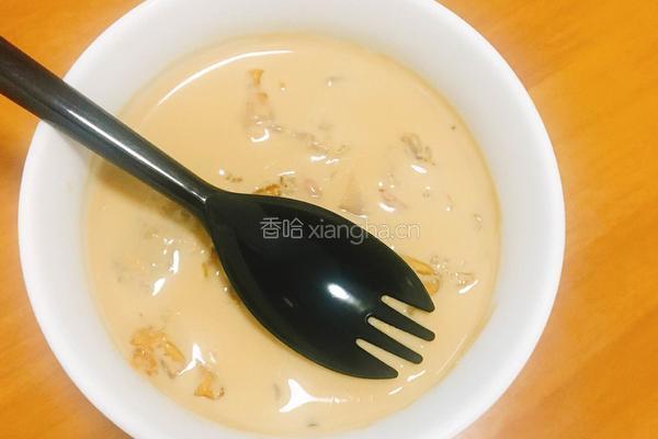 牛奶炖鱼胶的做法图解7