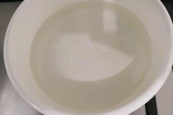 蛋白丝瓜枸杞汤的做法图解7
