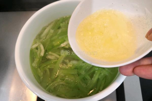 蛋白丝瓜枸杞汤的做法图解9