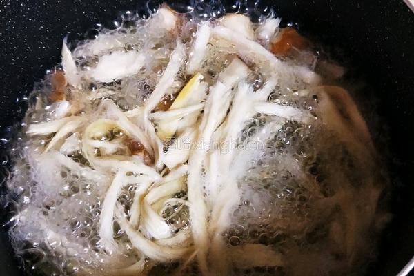 杏鲍菇拌菠菜的做法图解8
