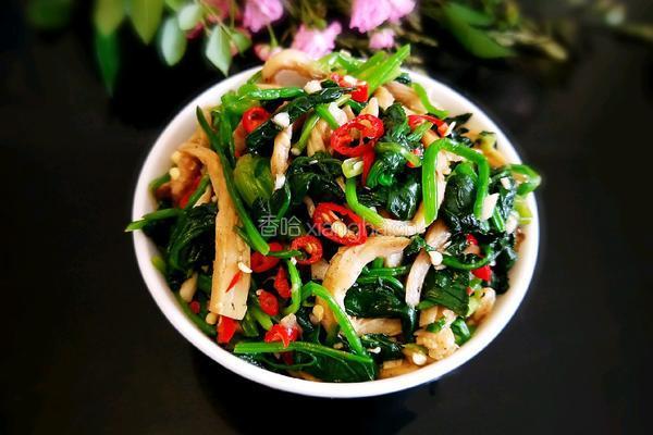杏鲍菇拌菠菜