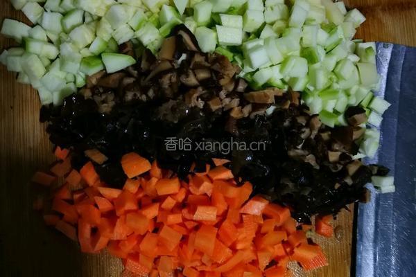 素卤肉饭的做法图解1