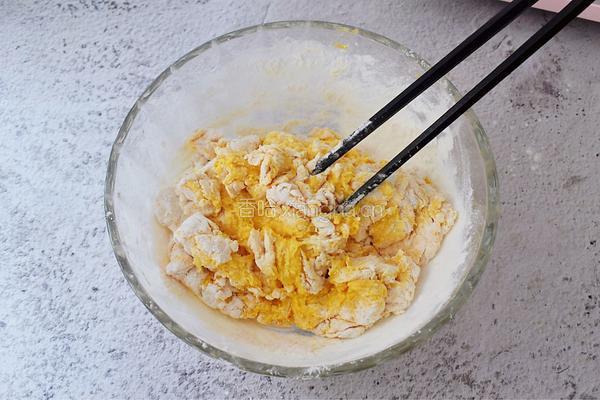 胡萝卜奶香小饼的做法图解9