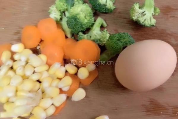 鸡肉爱上蔬食的做法图解1