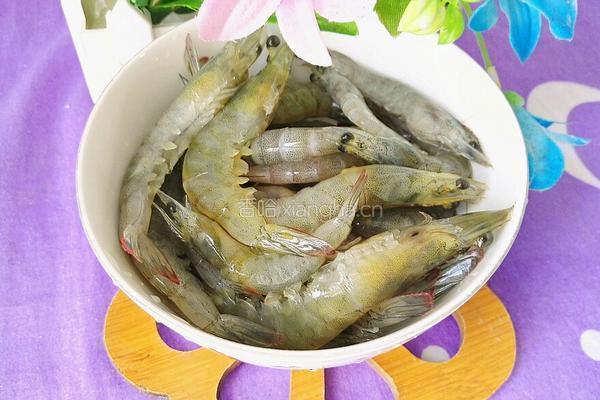 丝瓜鲜虾豆腐羹的做法图解5