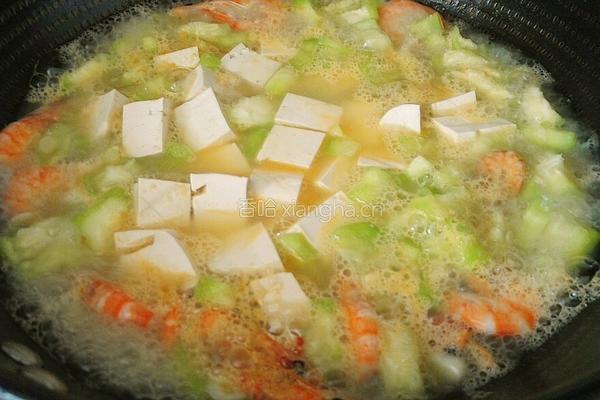 丝瓜鲜虾豆腐羹的做法图解11