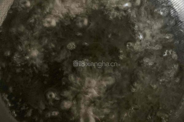 夏日虾米凉拌面的做法图解1
