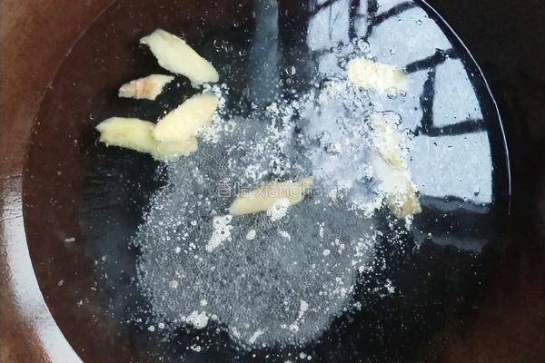 火腿瘦肉汤的做法图解4