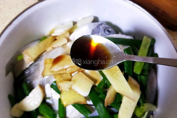 清蒸鲳鱼的做法图解14