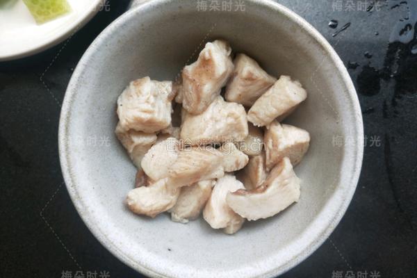 藜麦鸡肉沙拉的做法图解3