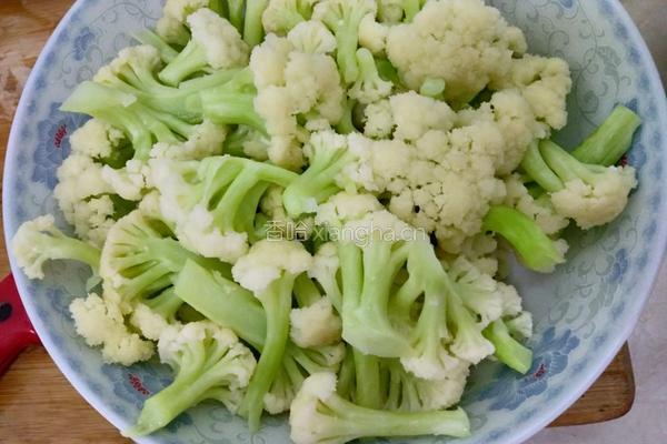菜花炒干虾仁的做法图解4