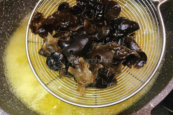 虫草花拌木耳的做法图解7