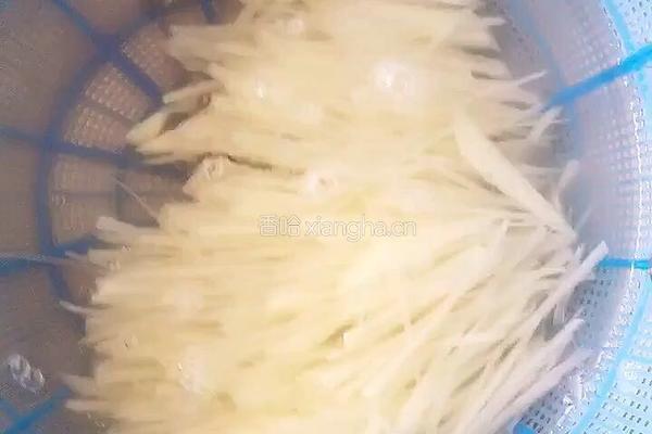 洋葱清炒土豆丝的做法图解4