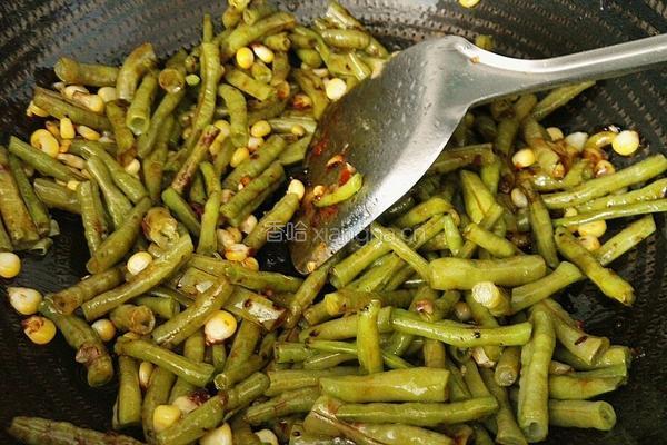 玉米炒豇豆的做法图解9