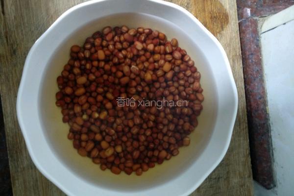 红豆奶茶(简单版)的做法图解2
