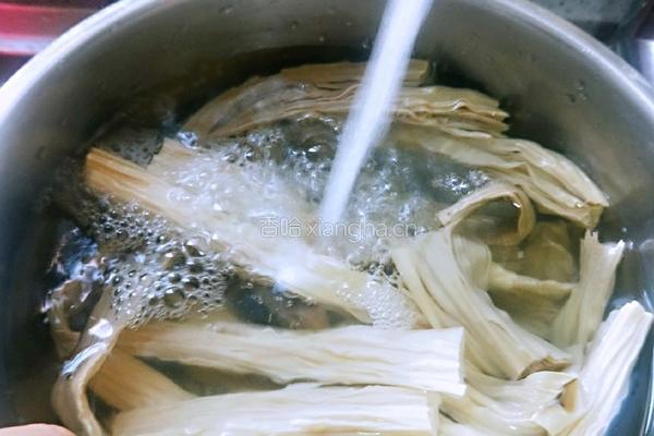 黄瓜拌腐竹的做法图解6