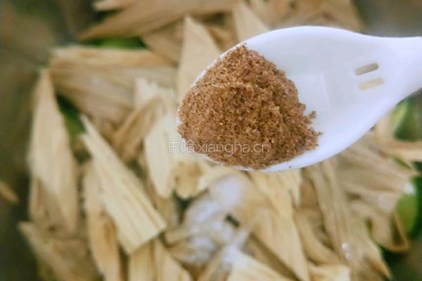 黄瓜拌腐竹的做法图解12
