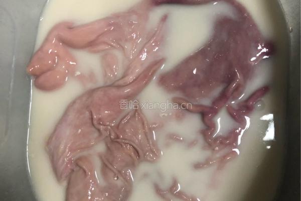 苦藠猪肚鸡汤的做法图解1