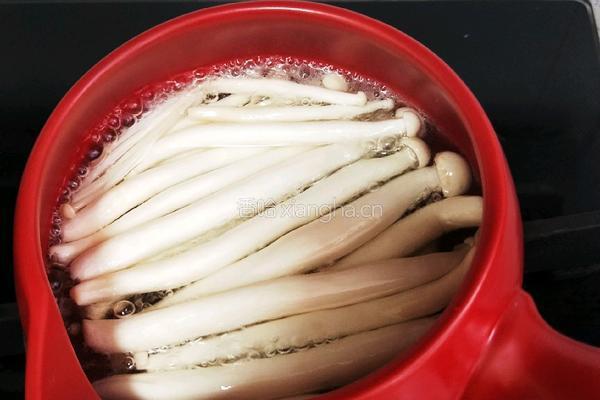 菌菇鲜虾汤的做法图解10