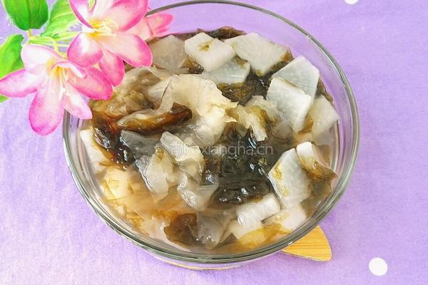 白萝卜紫菜银耳汤的做法图解13