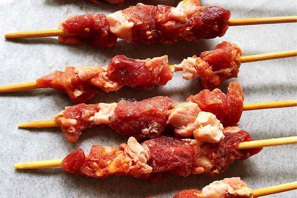 烤羊肉串的做法图解1