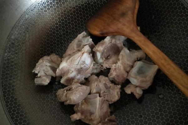 排骨茶树菇的做法图解4