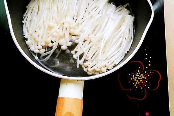 白灼金针菇的做法图解3