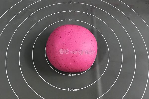 火龙果馒头的做法图解7