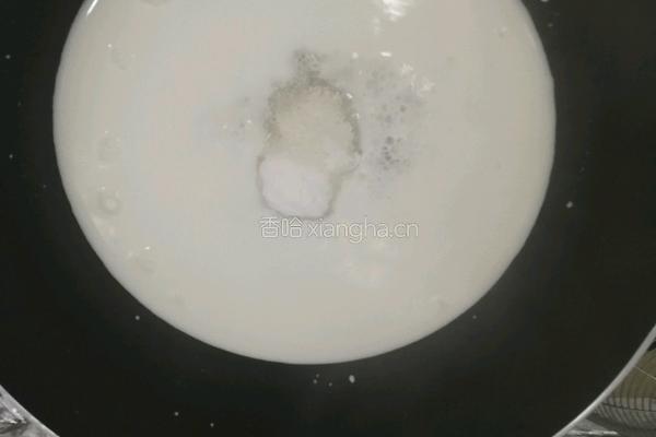 牛奶芒果布丁的做法图解2