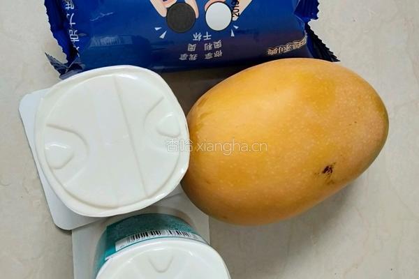 芒果酸奶盆栽的做法图解1