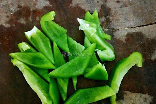 彩椒炒虾仁的做法图解7