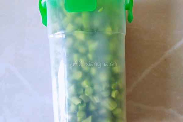 自制酸豆角的做法图解4