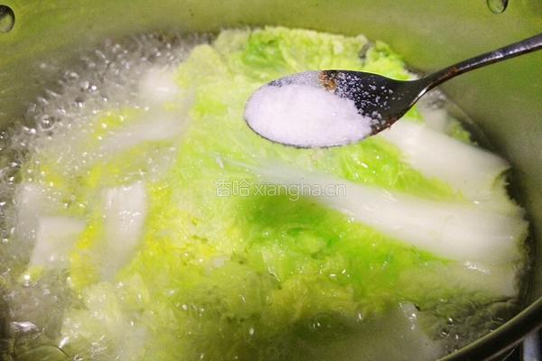 白菜豆腐鱼头汤的做法图解8