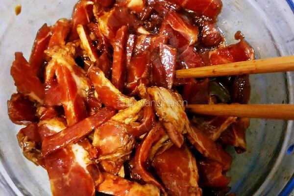 蒜薹炒肉的做法图解8