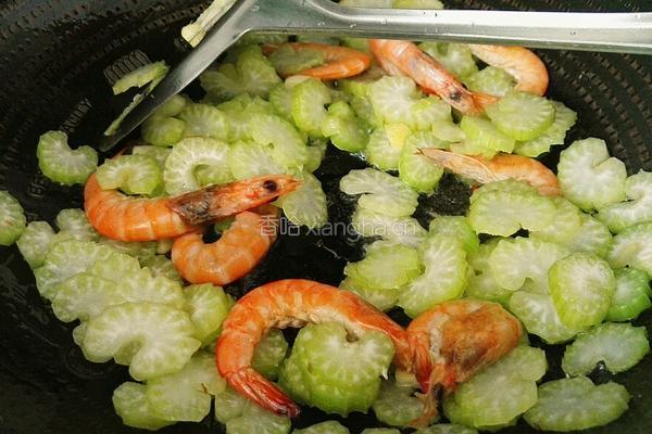 芹菜炒虾的做法图解7