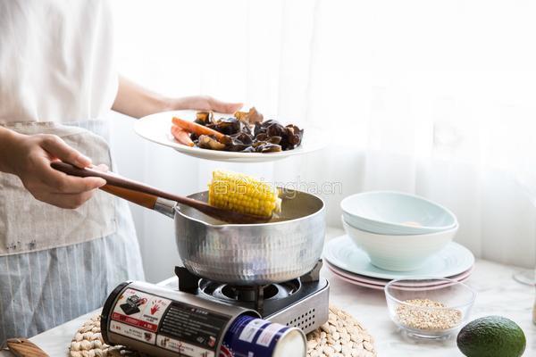 有效又美味的减肥食谱，夏日减脂卡！的做法图解3
