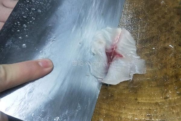 重庆酸菜鱼的做法图解2