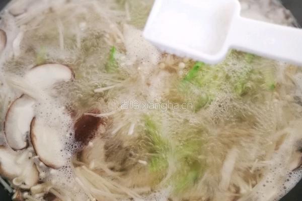 黄瓜金针菇汤的做法图解11