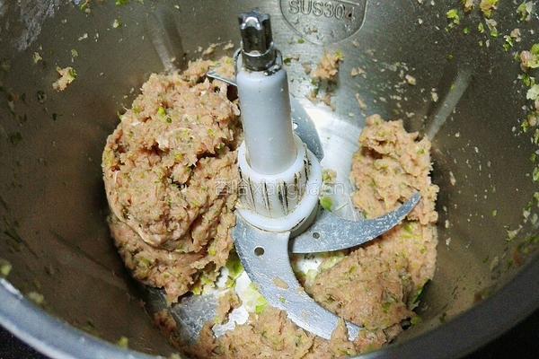 生菜牛肉水饺的做法图解4