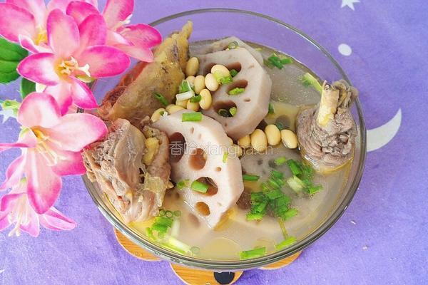 黄豆莲藕鸡汤的做法图解14