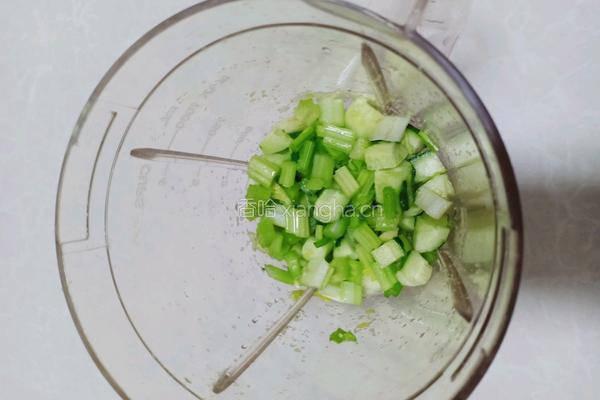 芹菜黄瓜汁的做法图解5
