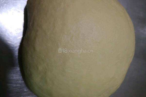 芝士火腿牛角包的做法图解3